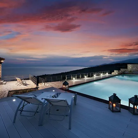 Karavia Lux Inn Áfissos Exteriér fotografie